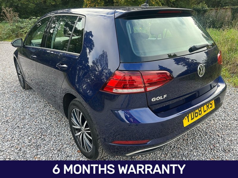 Volkswagen Golf TDI SE - U1726
