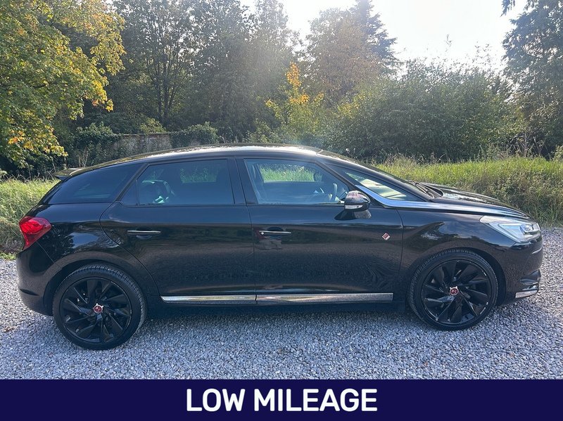 DS AUTOMOBILES DS 5 BlueHDi Performance Line - U1727