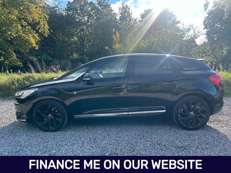 DS AUTOMOBILES DS 5 BlueHDi Performance Line - U1727
