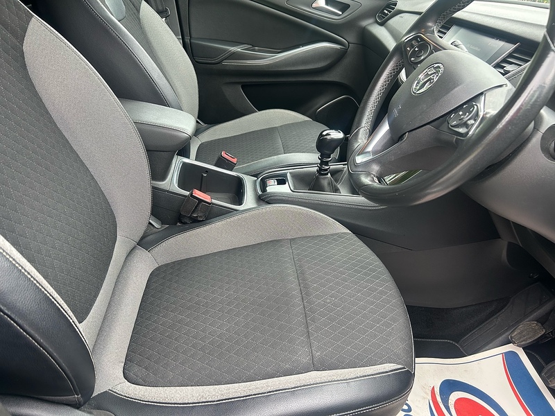 Vauxhall Grandland X Turbo Tech Line Nav - U1729