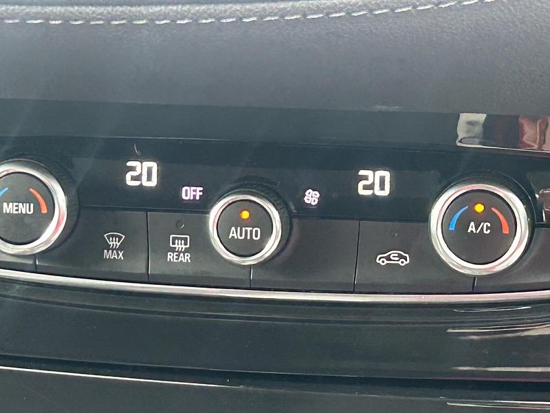 Vauxhall Grandland X Turbo Tech Line Nav - U1729