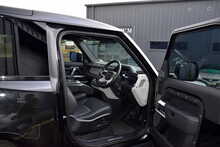 2021 Land Rover Defender 90 X-Dynamic HSE (D250) - 6 Seat 