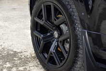 2021 Land Rover Defender 90 X-Dynamic HSE (D250) - 6 Seat 