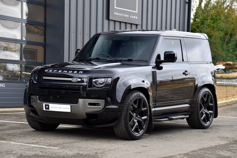 Defender 90 X-Dynamic HSE (D250) - 6 Seat