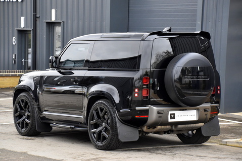 Defender 90 X-Dynamic HSE (D250) - 6 Seat