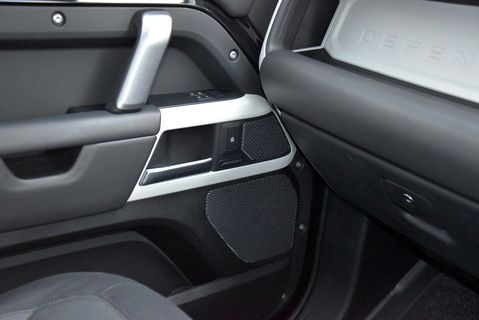 Defender 90 X-Dynamic HSE (D250) - 6 Seat