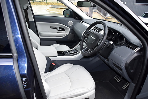 Range Rover Evoque HSE Dynamic Lux