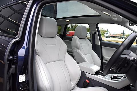 Range Rover Evoque HSE Dynamic Lux