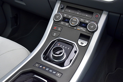 Range Rover Evoque HSE Dynamic Lux
