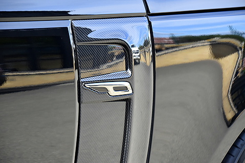 Range Rover SVAutobiography Long Wheelbase With Overfinch Bodystyling