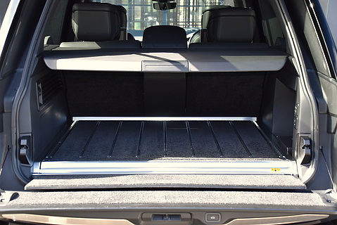 Range Rover SVAutobiography Long Wheelbase With Overfinch Bodystyling