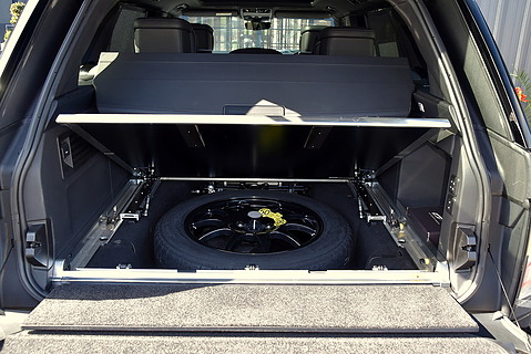 Range Rover SVAutobiography Long Wheelbase With Overfinch Bodystyling