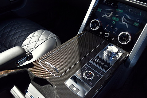 Range Rover SVAutobiography Long Wheelbase With Overfinch Bodystyling