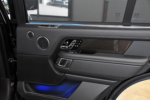 Range Rover SVAutobiography Long Wheelbase With Overfinch Bodystyling