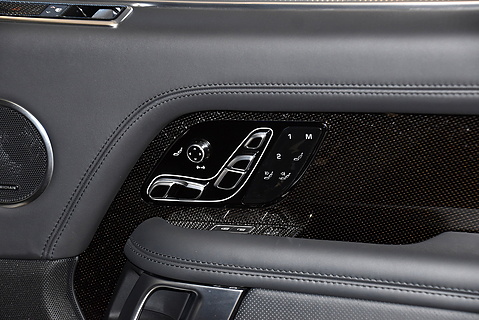 Range Rover SVAutobiography Long Wheelbase With Overfinch Bodystyling