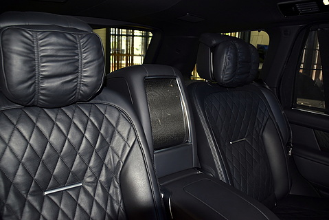 Range Rover SVAutobiography Long Wheelbase With Overfinch Bodystyling