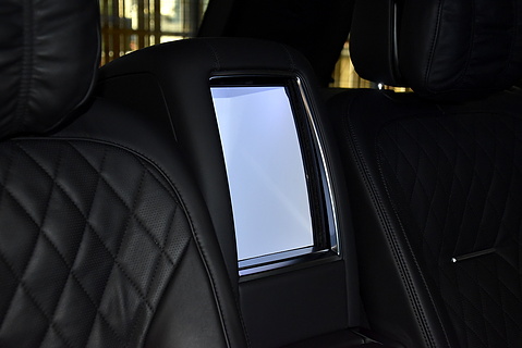 Range Rover SVAutobiography Long Wheelbase With Overfinch Bodystyling