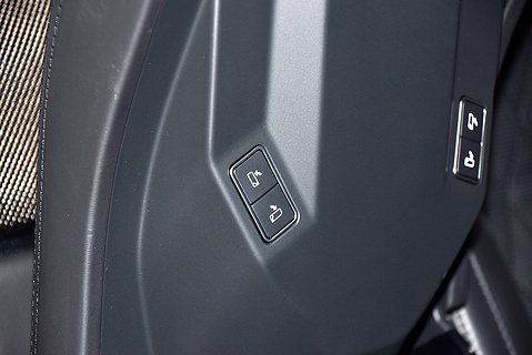 Range Rover SVAutobiography Long Wheelbase With Overfinch Bodystyling