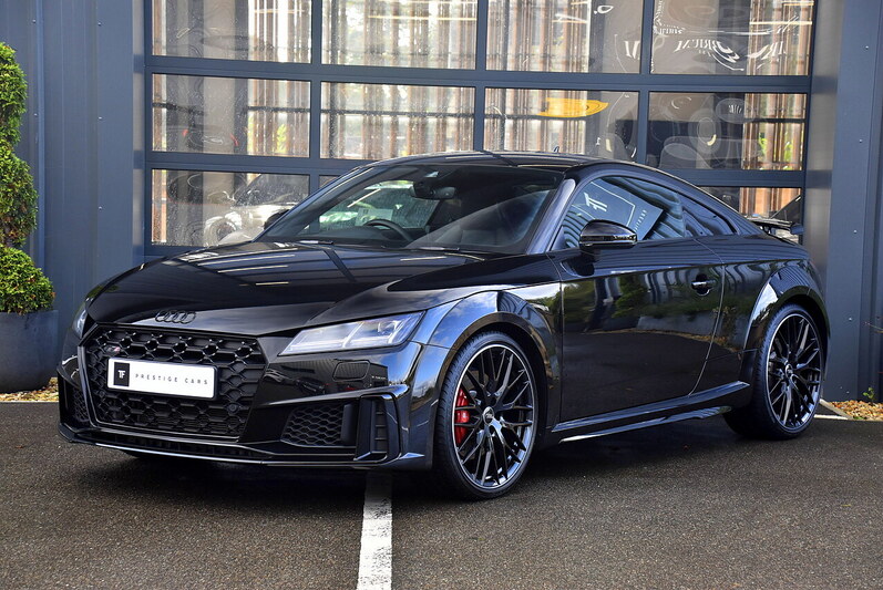 TT S Black Edition S Tronic Quattro