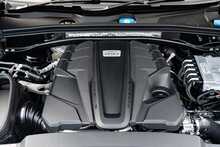 2023 Porsche Macan S 