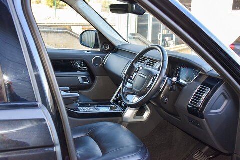 Range Rover Autobiography 4.4 SDV8