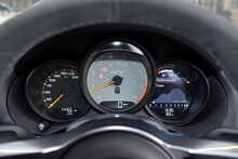 2016 Porsche Cayman GT4 (981) 