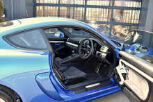 2016 Porsche Cayman GT4 (981) 