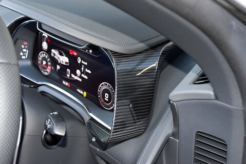 R8 Spyder V10 'Performance Edition' Quattro