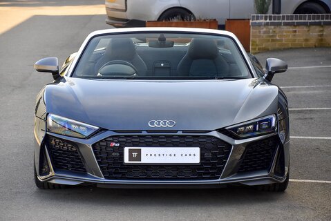 R8 Spyder V10 'Performance Edition' Quattro