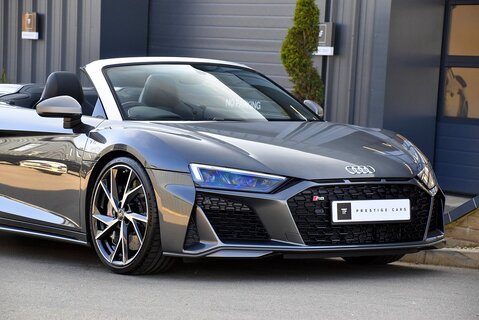 R8 Spyder V10 'Performance Edition' Quattro