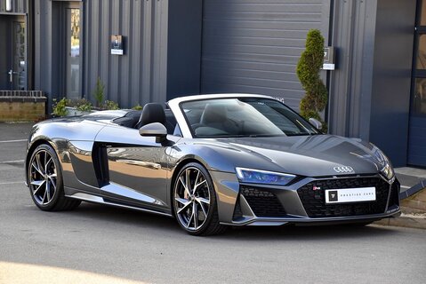 R8 Spyder V10 'Performance Edition' Quattro