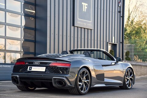R8 Spyder V10 'Performance Edition' Quattro