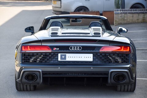 R8 Spyder V10 'Performance Edition' Quattro