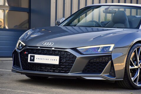 R8 Spyder V10 'Performance Edition' Quattro