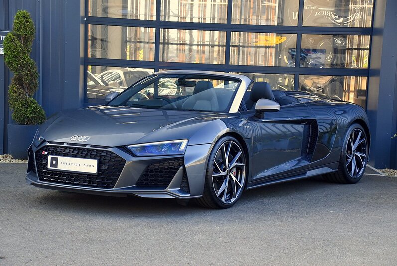 R8 Spyder V10 'Performance Edition' Quattro