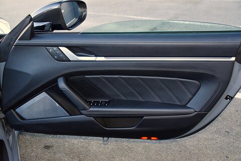 911 (992) Turbo S Cabriolet 3.7 PDK