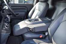 2024 Land Rover Defender 90 Hard Top X-Dynamic HSE D300 (VAT Q) 