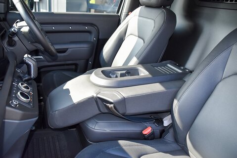 Defender 90 Hard Top X-Dynamic HSE D300 (VAT Q)