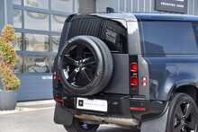2024 Land Rover Defender 90 Hard Top X-Dynamic HSE D300 (VAT Q) 