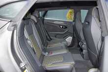 2022 Lamborghini Urus 