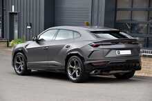 2022 Lamborghini Urus 