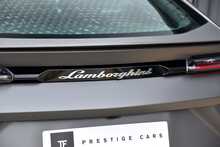 2022 Lamborghini Urus 