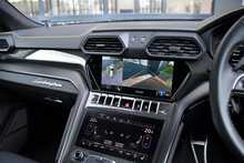 2022 Lamborghini Urus 