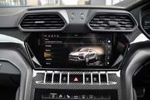 2022 Lamborghini Urus 