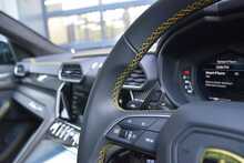 2022 Lamborghini Urus 