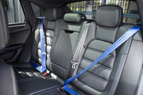 Macan GTS