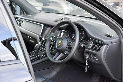 Macan GTS