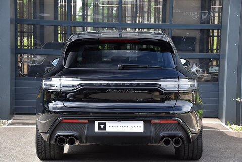 Macan GTS