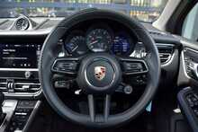 2023 Porsche Macan GTS 