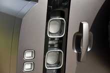 2022 Land Rover Defender 110 X Urban Widetrack 